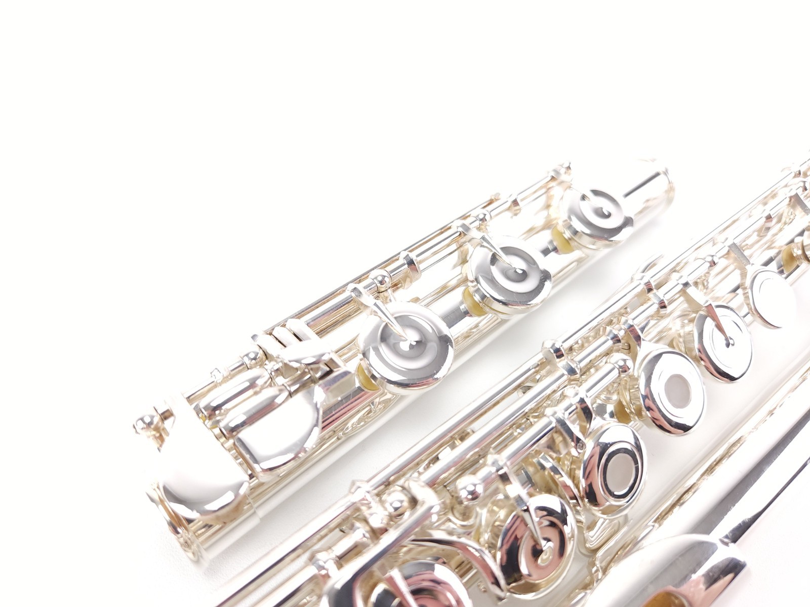 Pearl 665 Open Hole Silver Head Intermediate Stepup B Foot Flute Reconditioned++