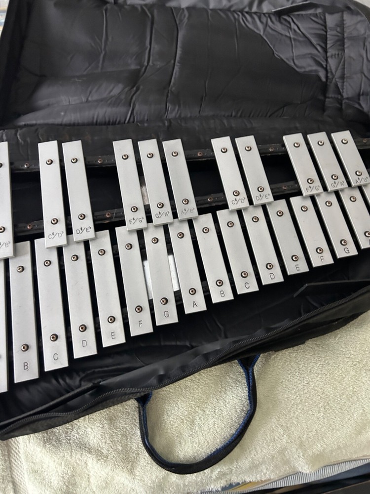 CB Percussion Xylophone 30 Key Instrument Mallets with Stand & Case