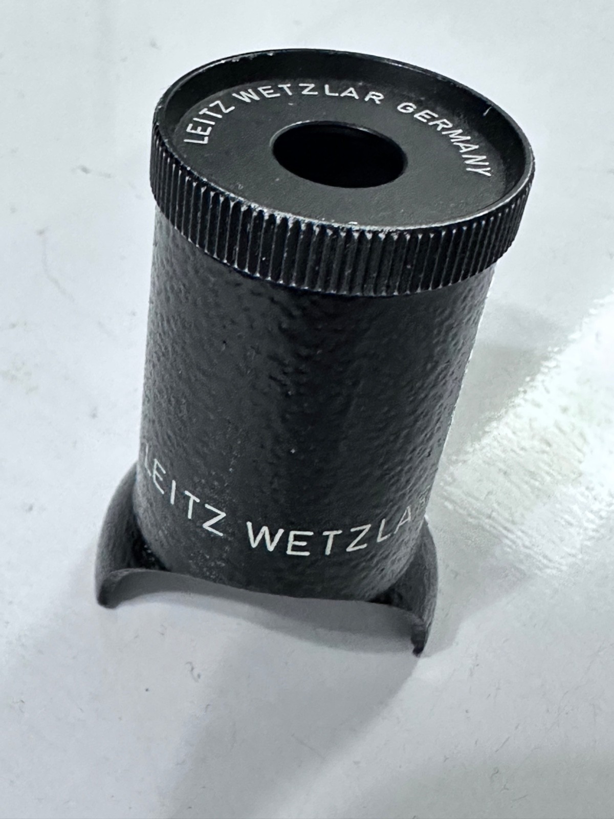 LEITZ WETZLAR Germany 8x Loupe Scale Measuring Magnifying Glass