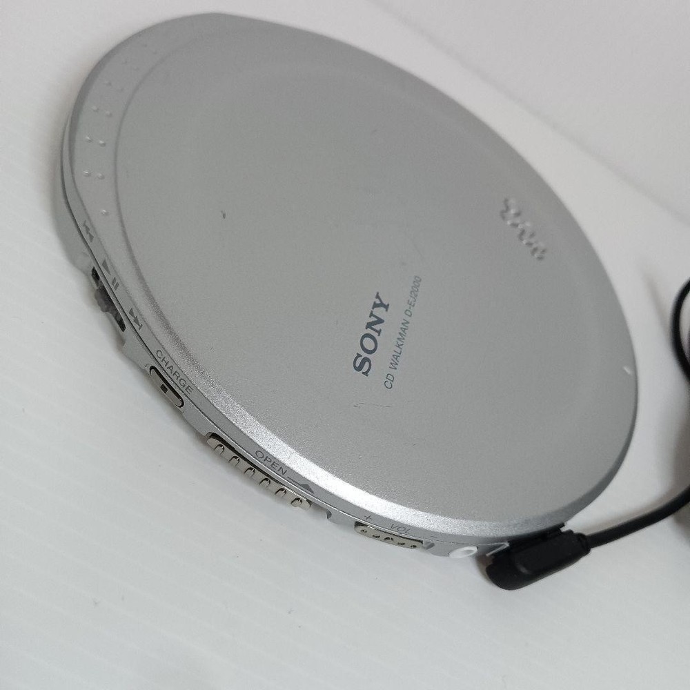 SONY D-EJ2000 Walkman portable CD player CD-R/RW Digital Audio system Silver