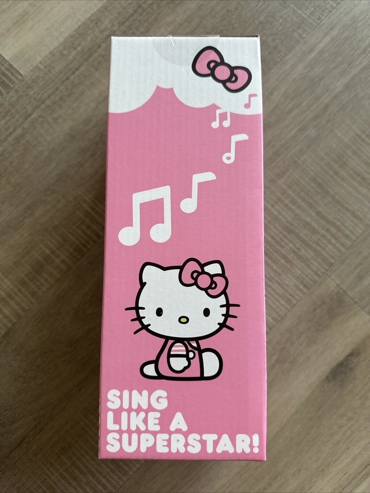 Hello Kitty Bluetooth Karaoke Microphone Wireless Speaker USB Charging Pink NEW