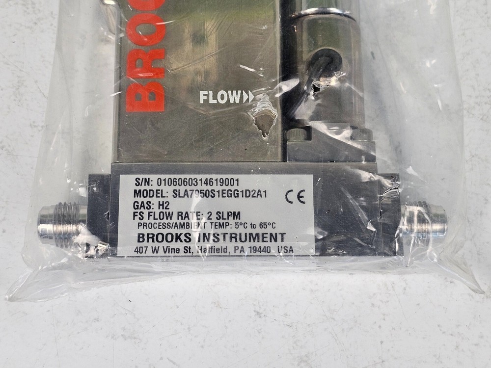 Brooks Instrument mass flow controller MFC SLA7950S1EGG1D2A1 H2 2 SLPM
