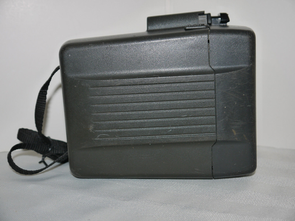 Polaroid One Step 600 Instant Camera with Manual & Case Flash Tested