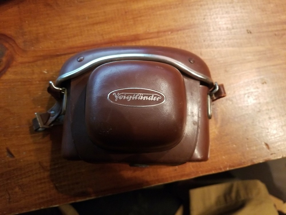 Voightlander Vitoret camera and case - Very nice RARE