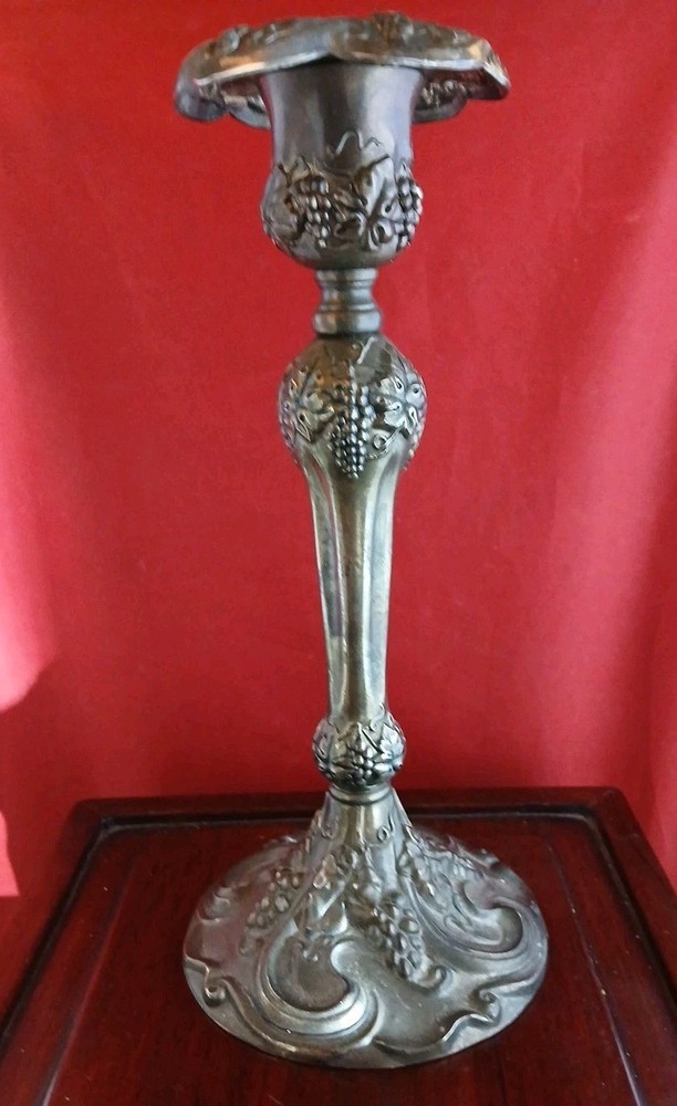 Vintage Godinger Silver Plated 8.5/8" Candlestick Baroque Grape Motif