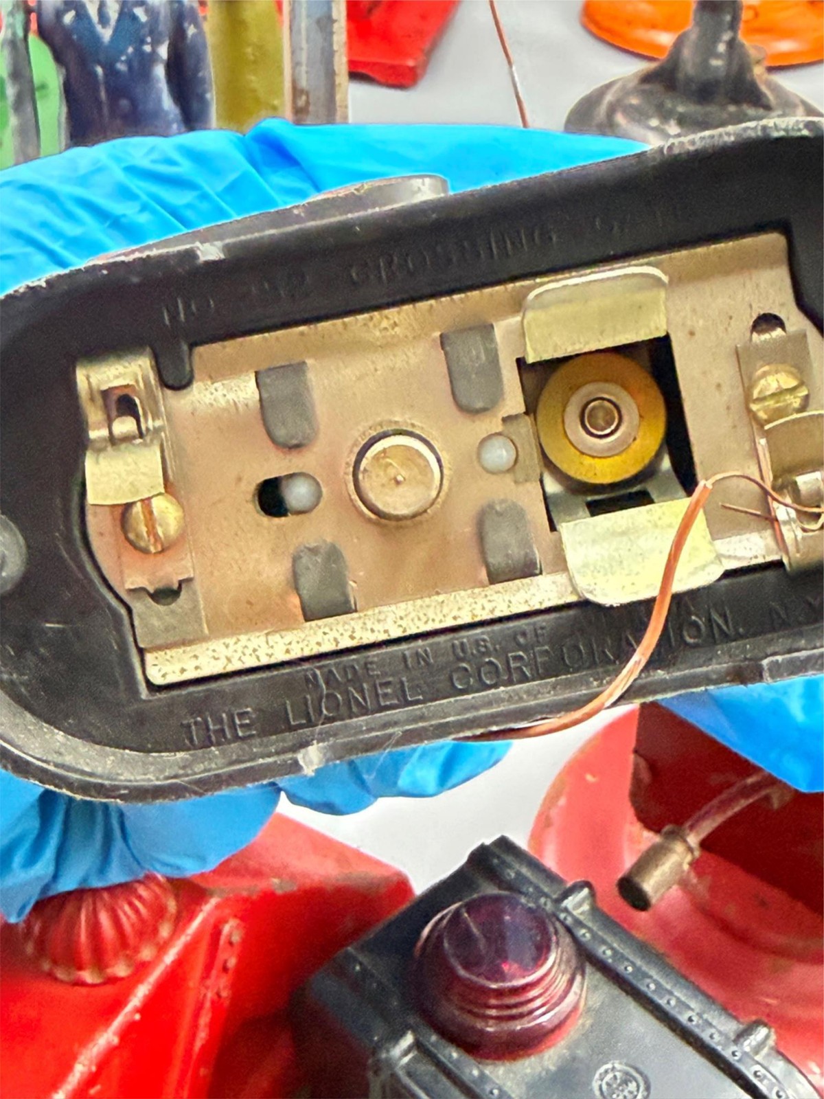 Assorted Lot of 33 O Gauge Lamp Posts Railroad Crossing Gate Bumper Etc.. AS IS