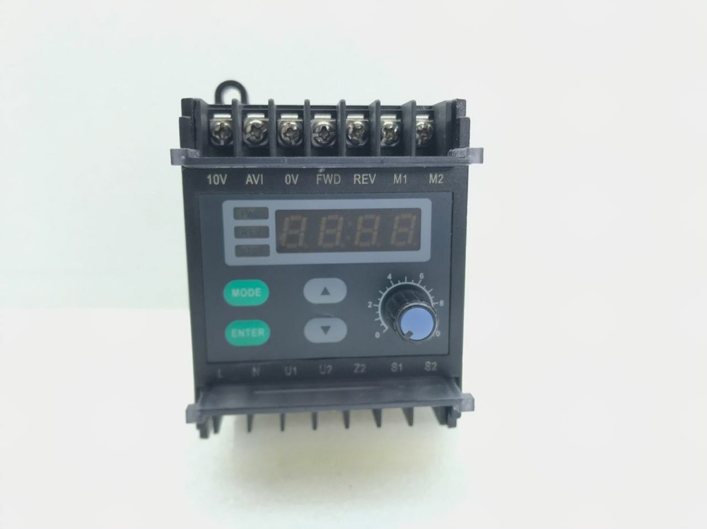 JSCC SK200E MOTOR SPEED CONTROLLER 10V, 200W, SINGLE PHASE, 220VAC *TESTED*