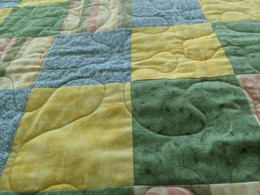 Spring Quilt Handmade 104" X 72" Patchwork With Sham Thin Lightweight Stunning
