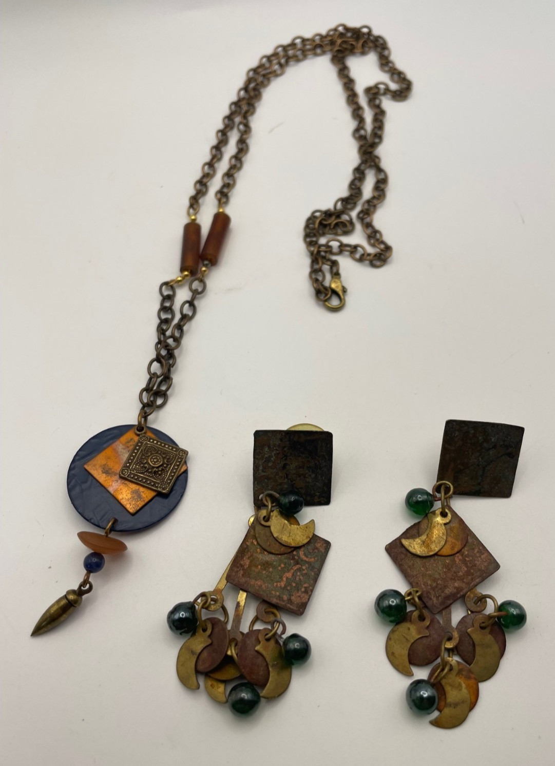 Vintage Brass Wearable Jewelry Lot 17 Pc Mixed Metals Brass tone Copper tone 1lb