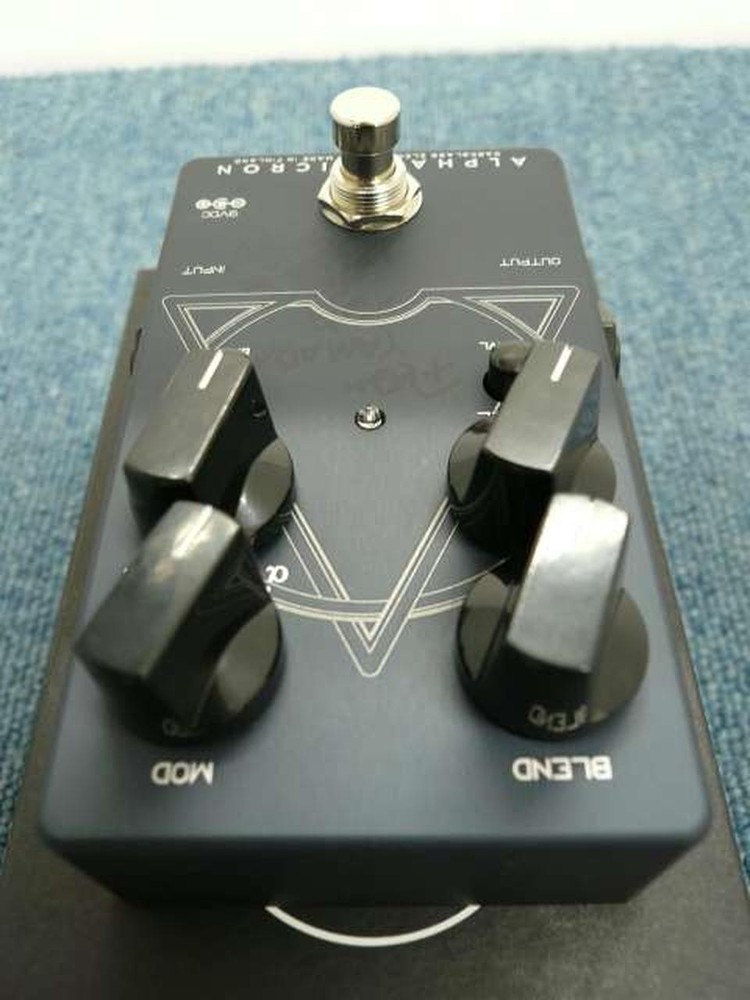 Darkglass Electronics Alpha Omicron Distortion Effector No.nm37
