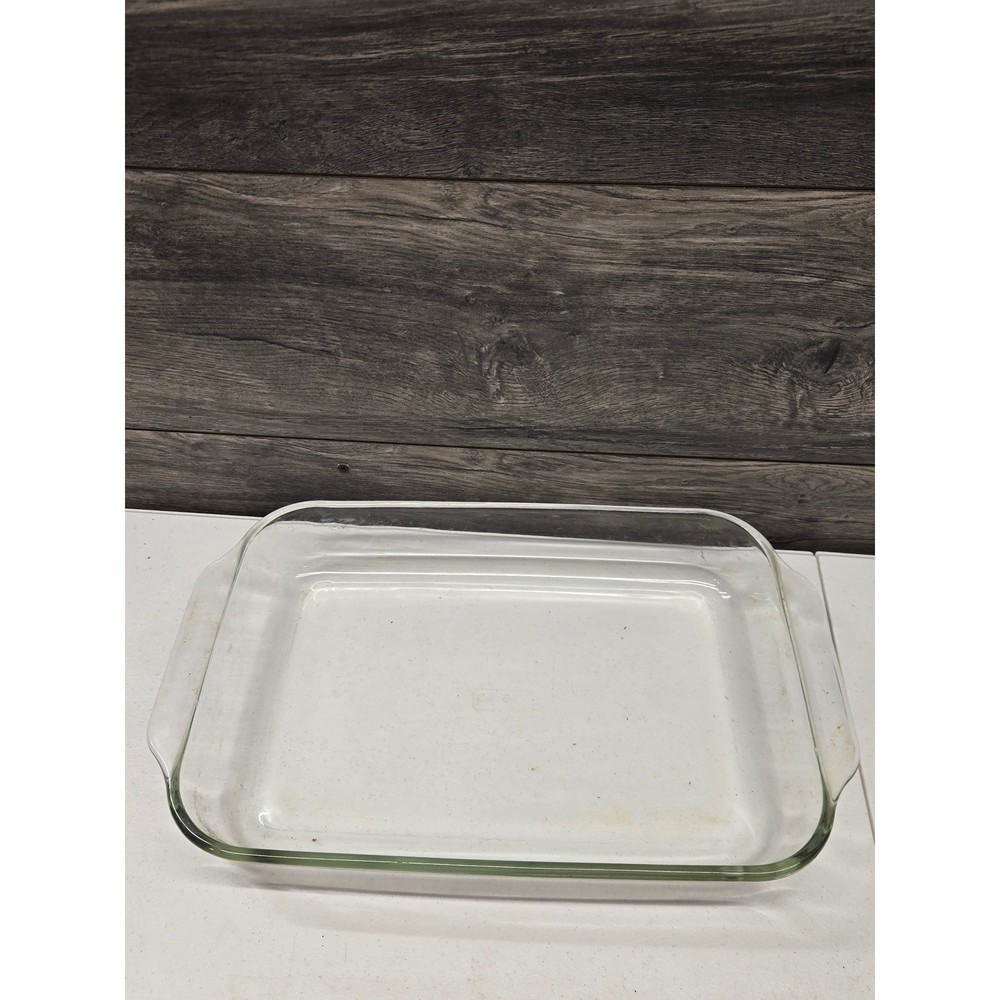Pyrex 233 Clear Glass Rectangular Baking Dish 3 Quart Casserole Pan Made in USA