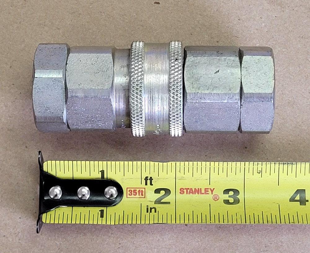 SNAP-TITE VHC-8 QUICK COUPLER, 1 PC.