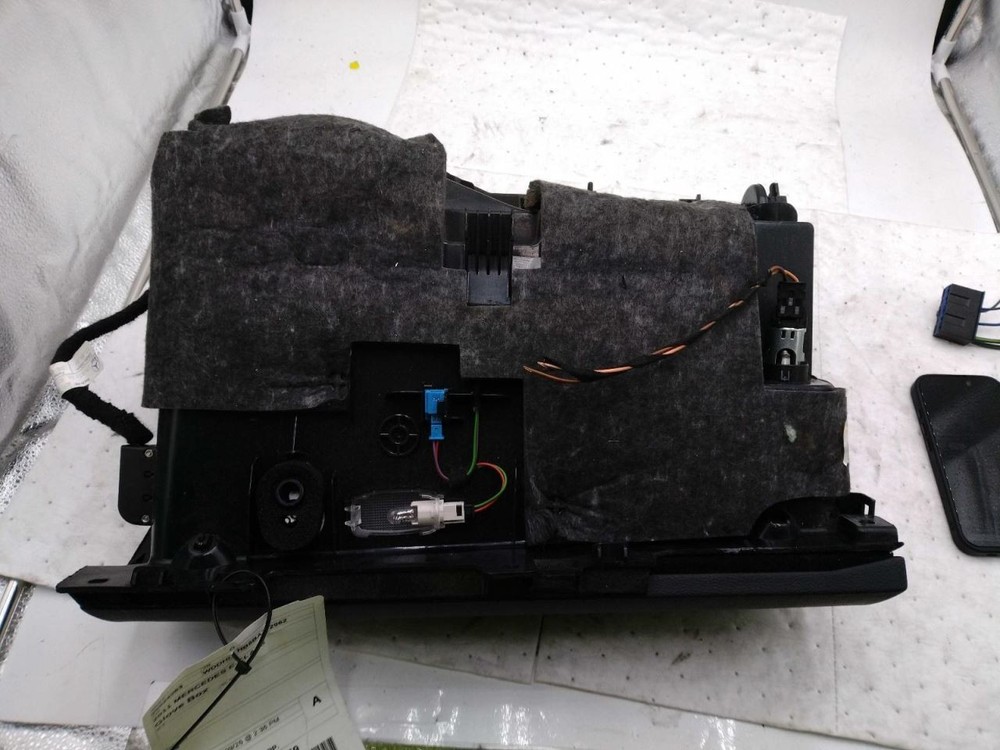 E300D 2011 Glove Box 630130