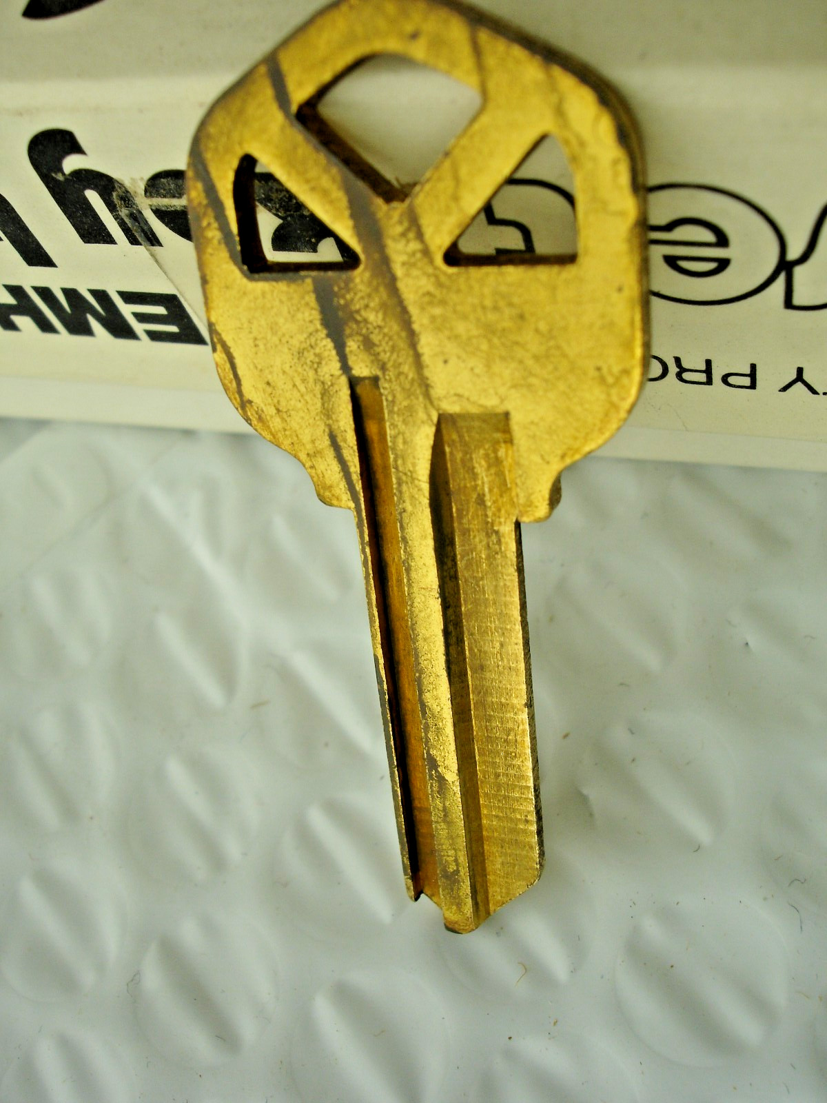 LOT OF TEN (10) KWIKSET 1063B (KW 5) KEY BLANKS BRASS USA MADE RESIDENTAL DOOR