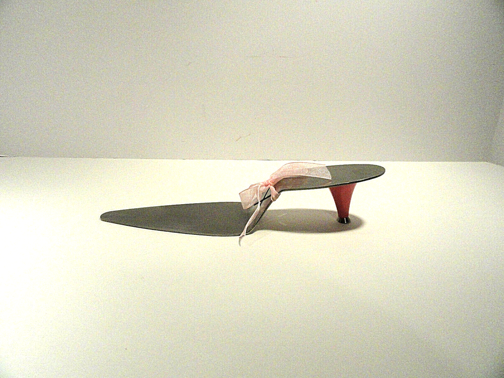 Wild Eye Design High Heel Silver Cake Server