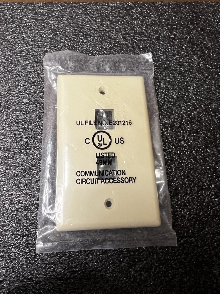 Wall Plate E201216 Communication Circuit Accessory Keystone 2 Blank, Ivory *NEW*