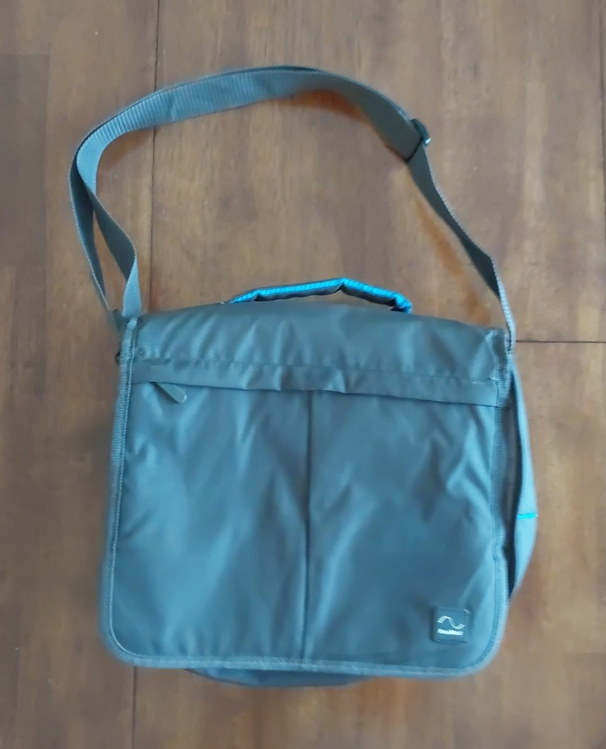 ResMed Airsense 10 CPAP Travel Bag With Shoulder Strap Black Gray