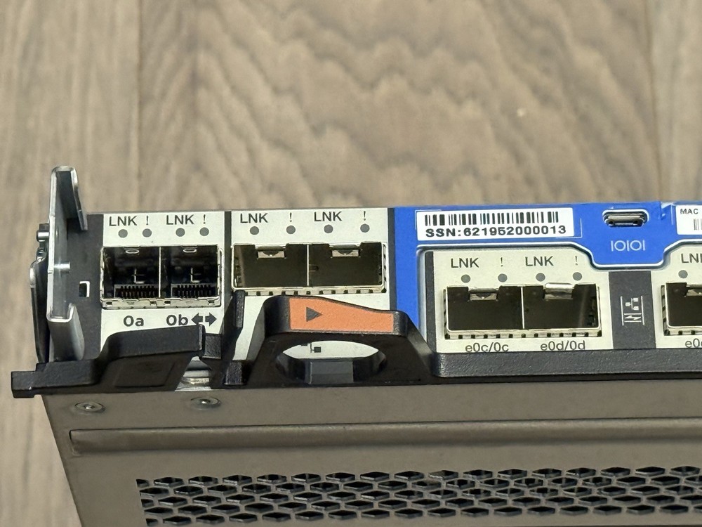 NetApp 111-03964+E3, 111-03965 + E3 -Netapp Controller - Make an Offer