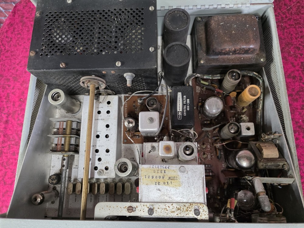 💥Powers On💥 Heathkit SB-400 Ham Radio Transmitter