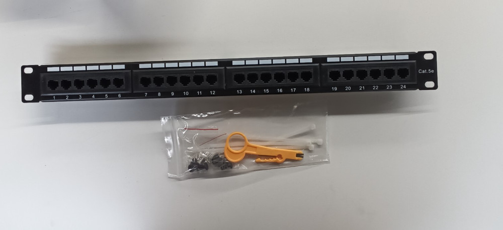 W Box 0E-C5EPP24 , CAT5E Patch Panel , 24 Port - free shipping