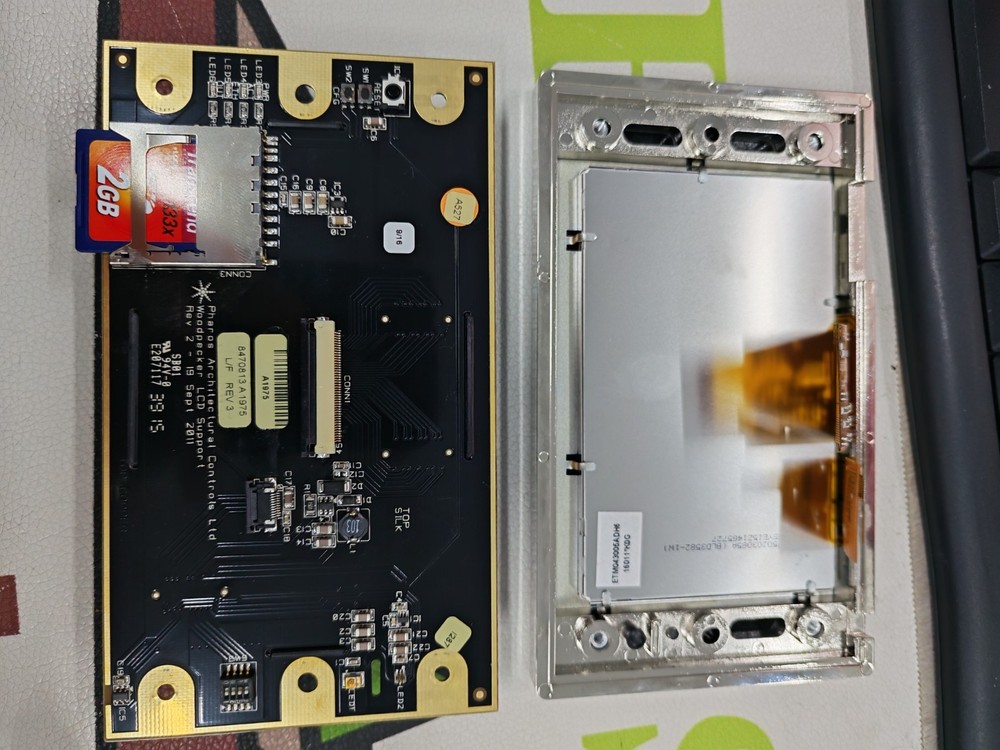 Pharos control TPC - Designer 4.3” POE Touch Panel light Controller 512 eDMX