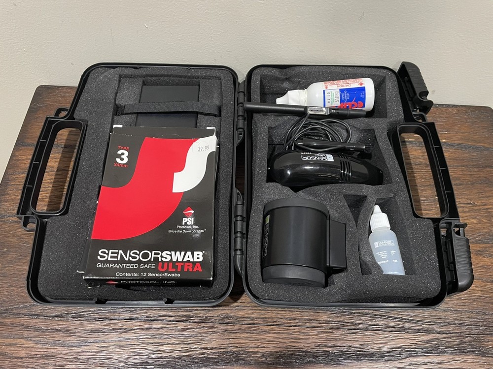 Delkin Devices Sensor Scope in Case
