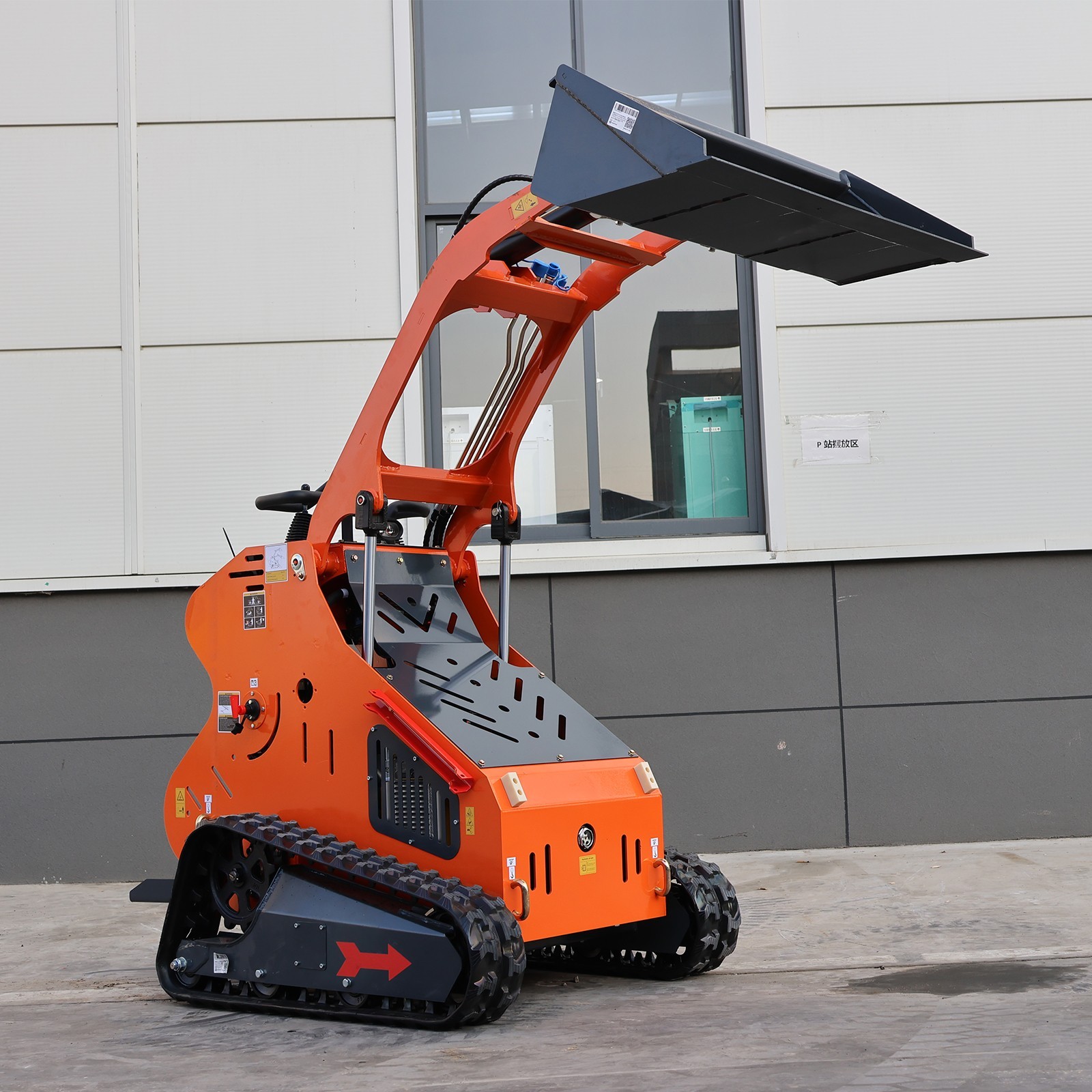 Mini Tracked Skid Steer Loader with Runtong Engine, New