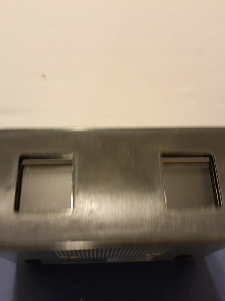 AS IS LinkSys WRTU54G-TM Wireless Router *missing Antenna.*