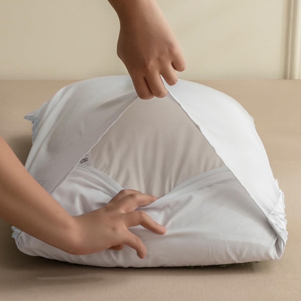 2 Pack White Pillowcases Standard Size Soft Microfiber Geometric Tufted Pillo...