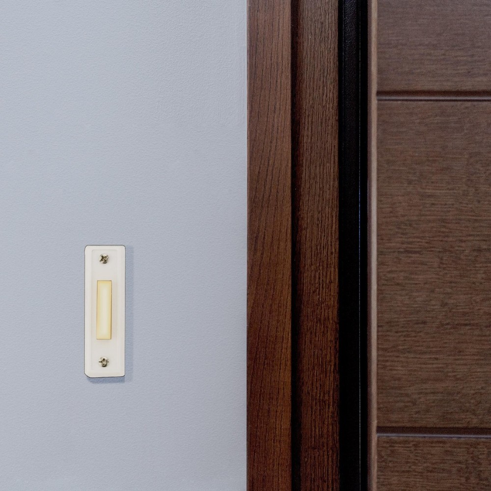 Hardwired Chime Kit with 16-Volt/30VA Transformer and Surface-Mount White Button