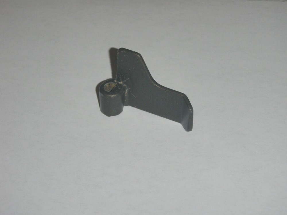 White Westinghouse Bread Maker OEM Paddle for Model WBB4500