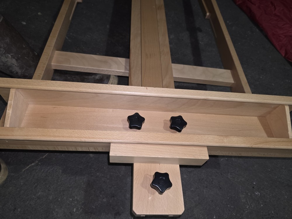 H Frame High Quality Easel