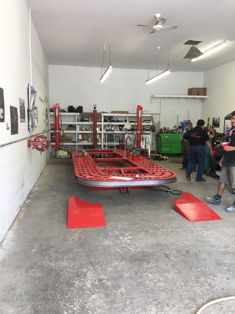 20 ton Frame Machine 3 towers with tools