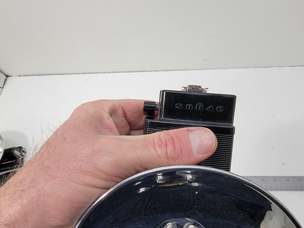 VINTAGE Argus External Bulb Flash Unit No Bulb Untested