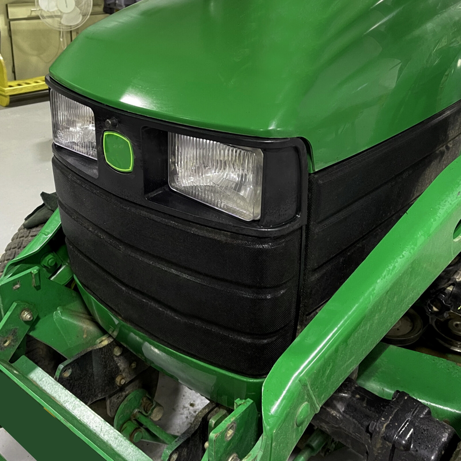 Front Grille fits John Deere 4200 4210 4300 4310 4400 4410 4500 4510 4600 4700