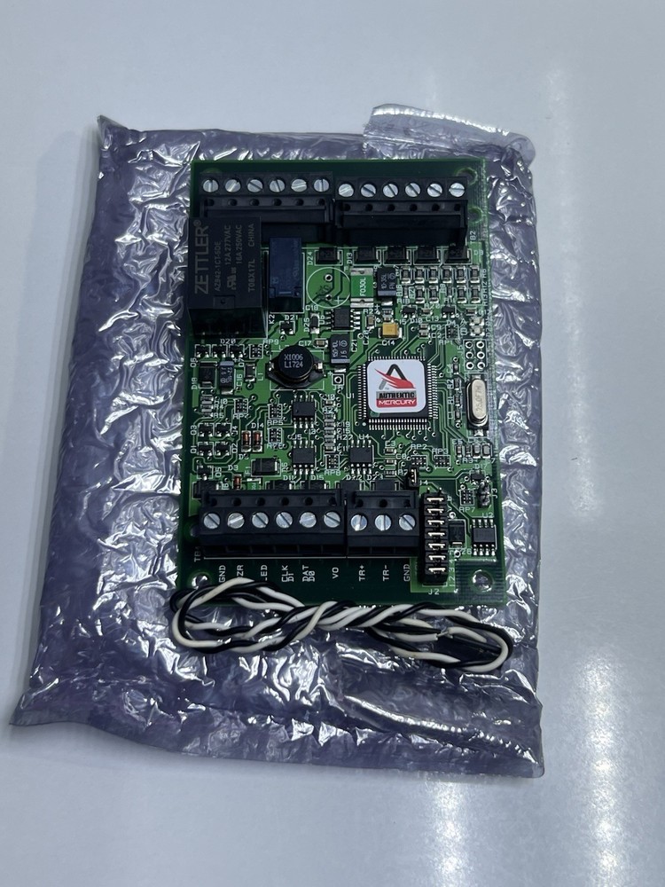 Lenel LNL-1300 Single Reader Interface Module for Access Control.