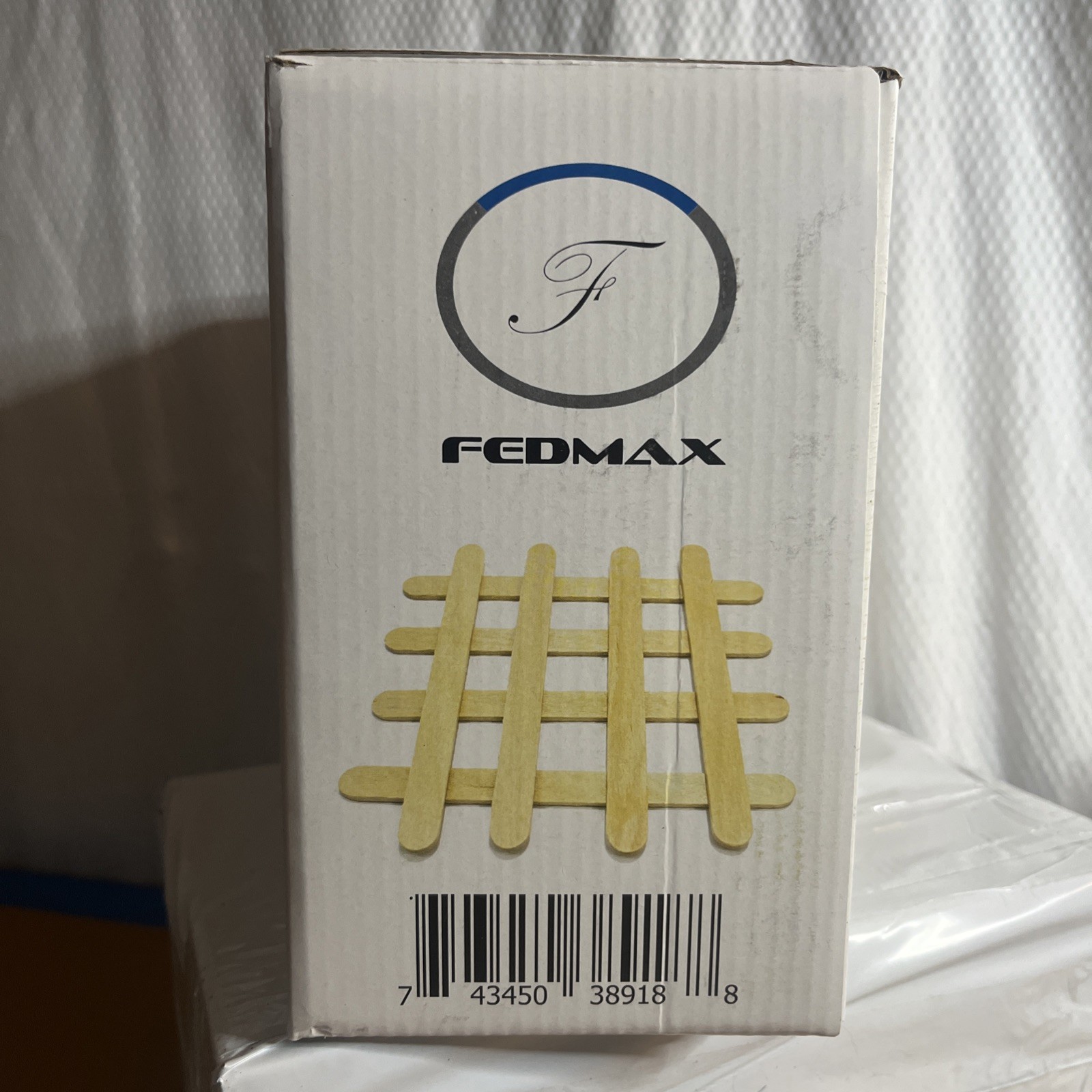 2000 count Wooden Craft Popsicle Sticks 4.5 Inch New Sealed Case Free shipping!