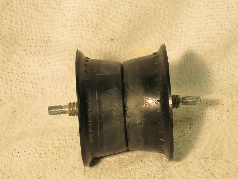 Plastic wheels with bearings