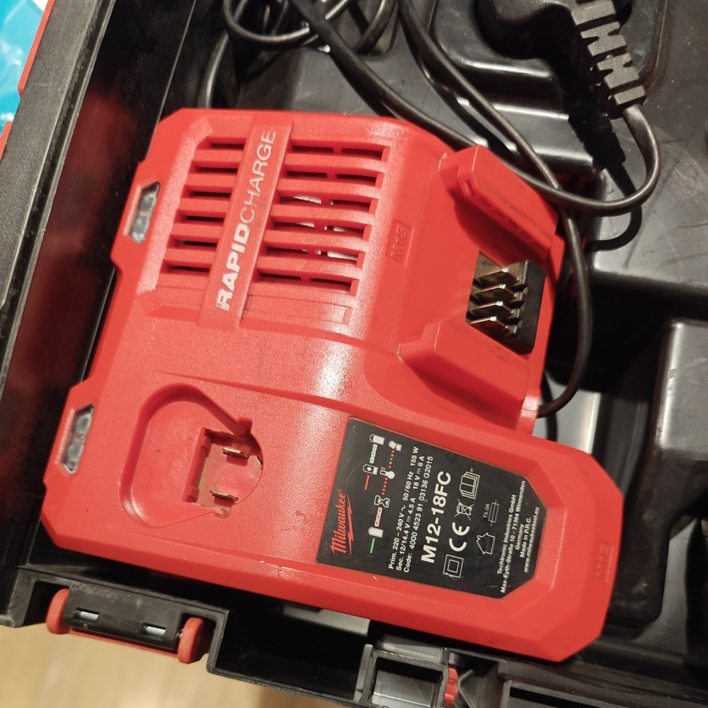 Milwaukee M18 Rivet Gun.