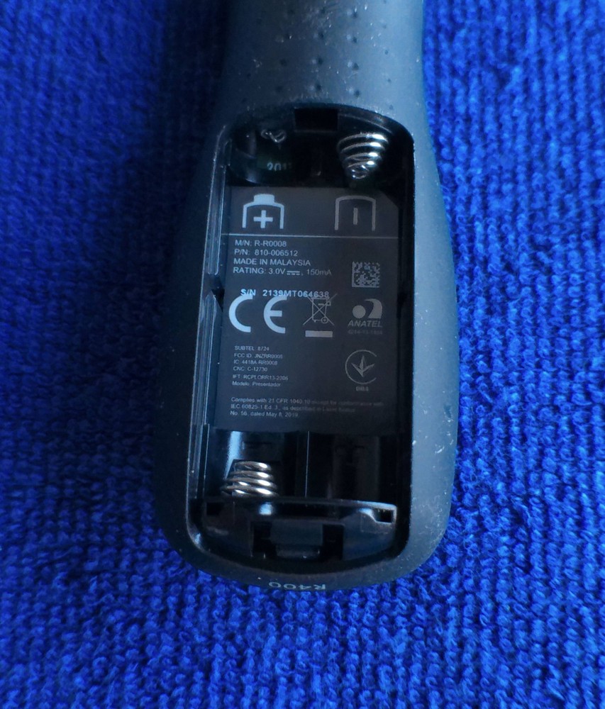 Logitech R400 Laser Pointer Presentation Remote with USB Dongle