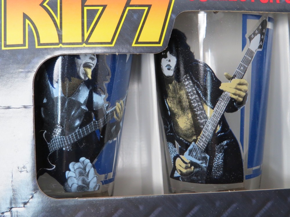 KISS LIVE SHOTS & LOGO PINT GLASSES SET OF 4 NEW IN BOX