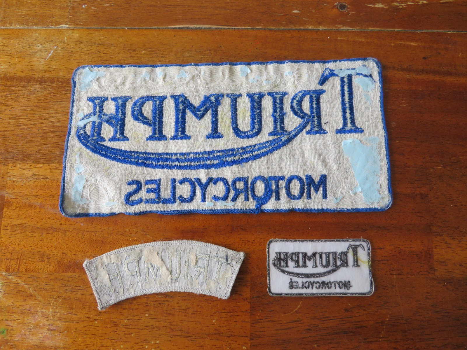 TRIUMPH VINTAGE MOTORCYCLE PATCHES (X3)