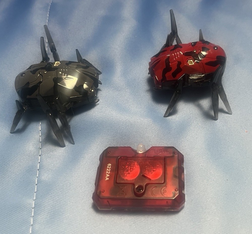 Hexbug Lot Red Beetle Black Beetle Robotic Toy Fire Ant Remote Untested