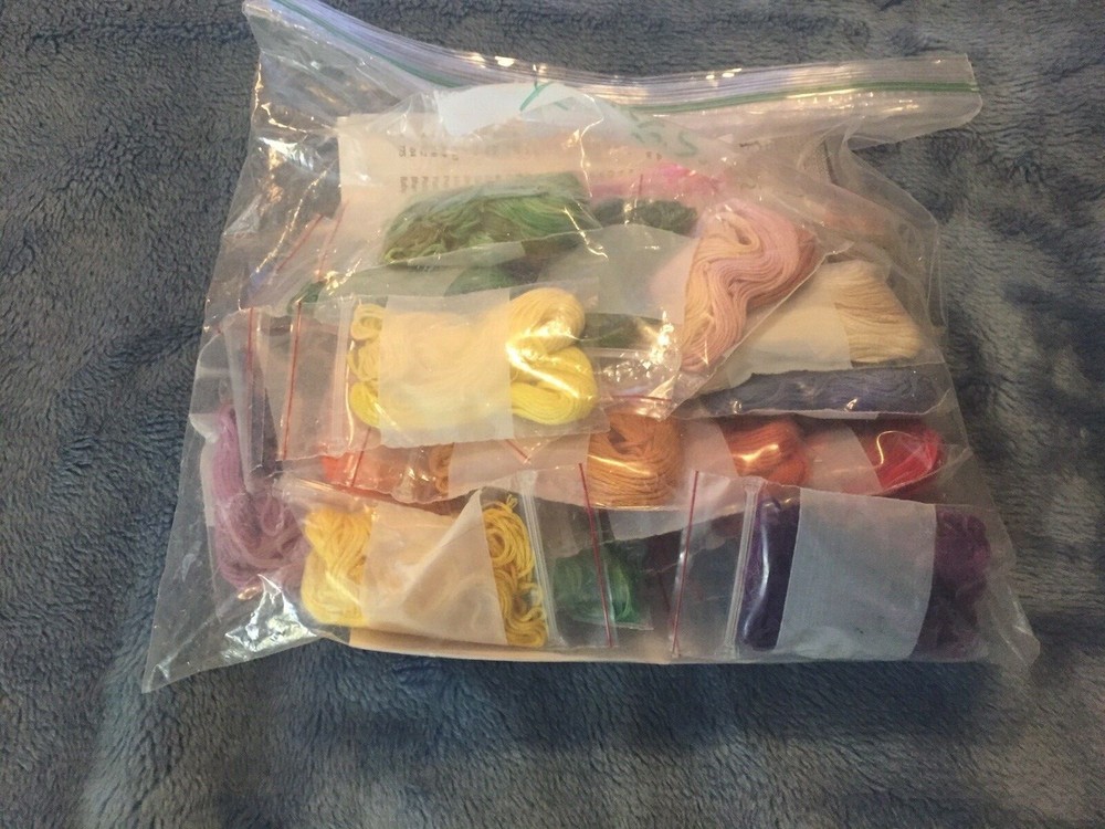 EMBROIDERY FLOSS THREAD NEEDLEWORK 27 SKEINS