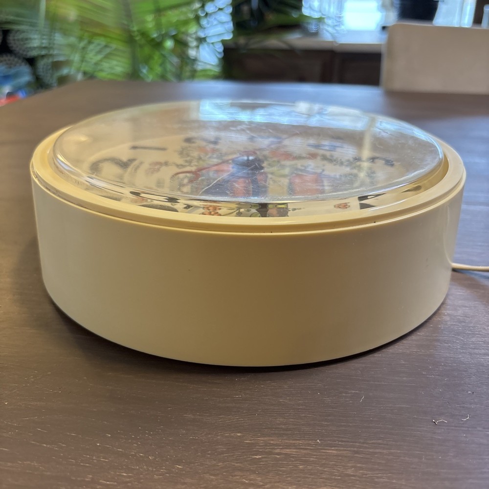 Vintage Sunbeam Vegetable Kitchen Wall Clock WORKS