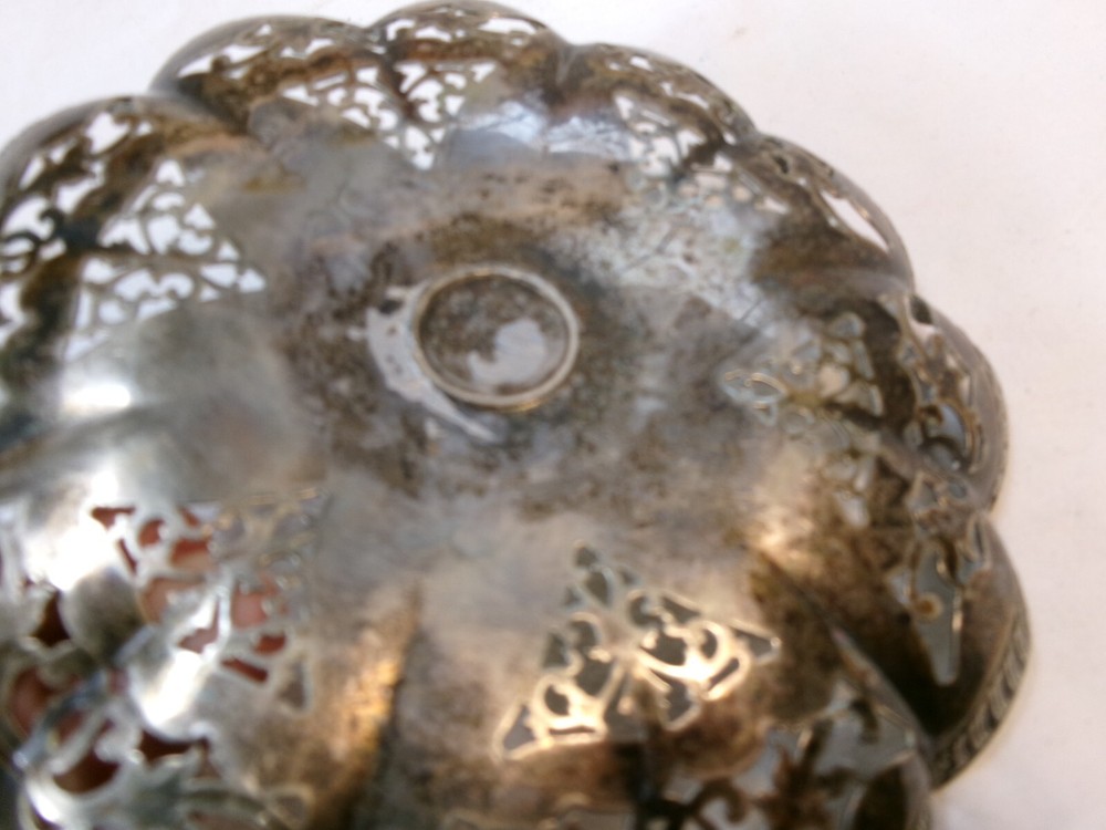 Vintage Ornate Electro Plated Nickel Silver (EPNS) Dingwall Trinket Coin Dish