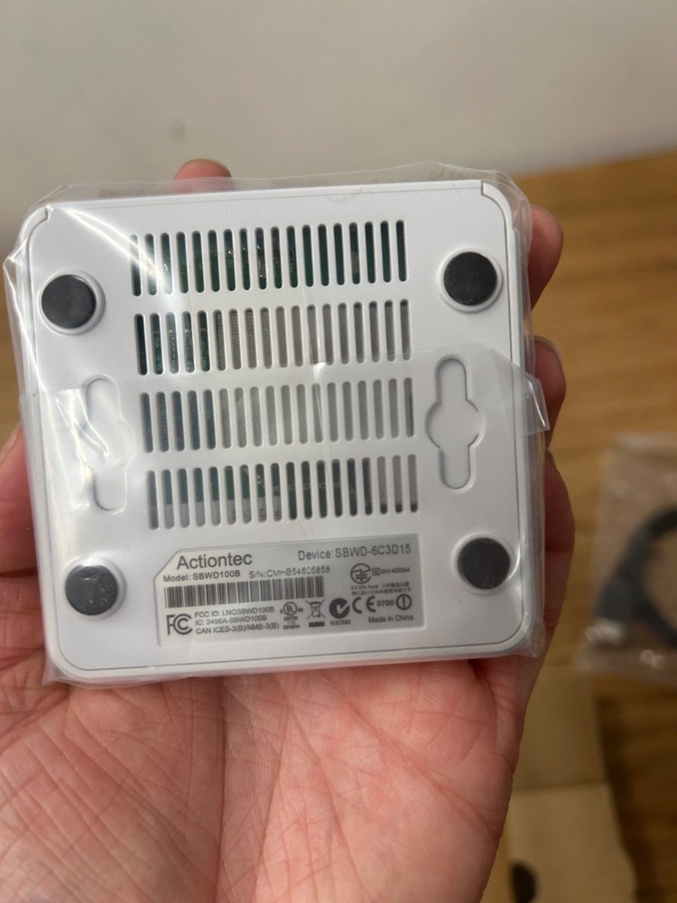 ACTIONTEC ScreenBeam Pro Business Edition Wireless Display Receiver SBWD100B