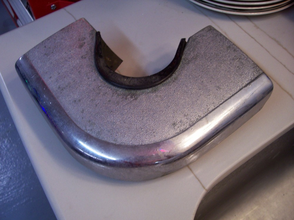 Valley pool table chrome pocket