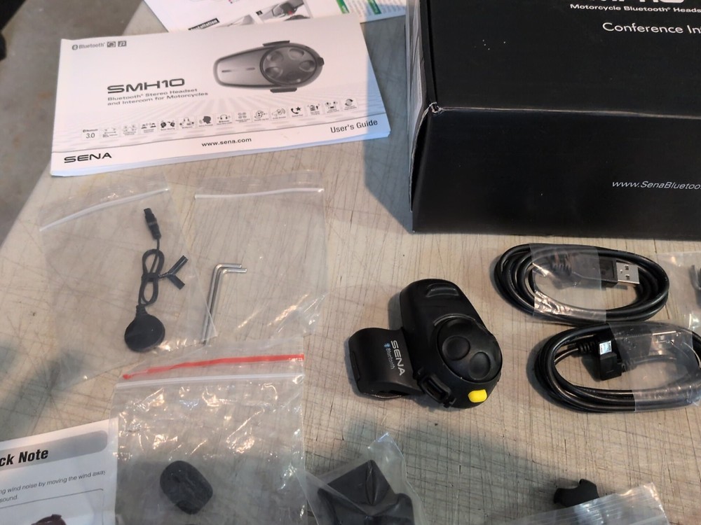 Sena SMH10D-11 Dual Motorcycle Bluetooth Headset Intercom READ DESCRIPTION!