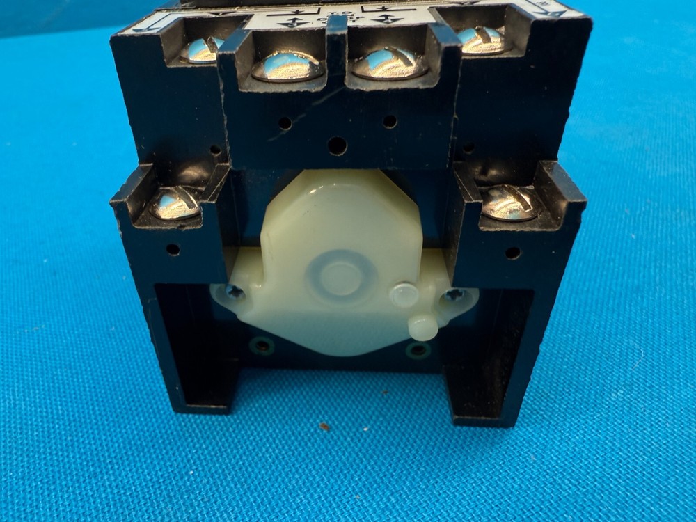 Agastat 7022SF 250VDC 1-10Min Pneumatic Timer Delay Relay